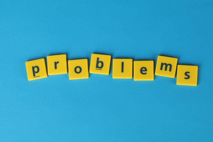 everyday issues trigger noticeable fixations